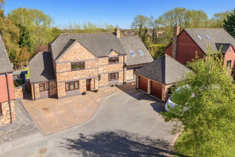 Woodford Green, Bratton, Telford, TF5 0NS.