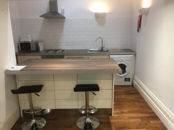 1 bed Apartment to rent Image 9
