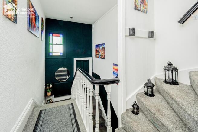 4 bed Maisonette for sale Image 10