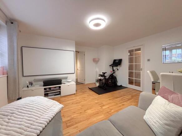 Marmet Avenue, Letchworth Garden City, SG6 photo 4