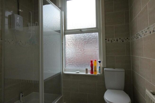 3 bed House to rent Image 10