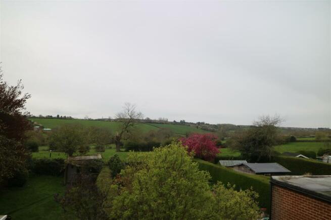 ADDITIONAL OUTSIDE PHOTOS