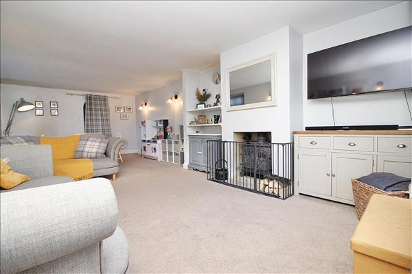 Lounge / Dining Room