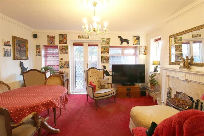 DINING/SEPARATE SITTING ROOM