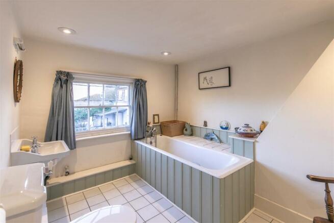 7 Southover High Street-97.jpg
