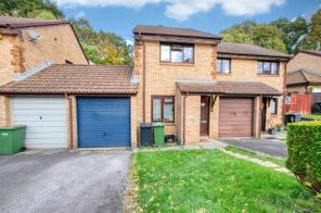 9, Monnow Gardens, Southampton SO18 3QD