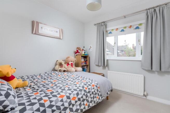 4 Walnut Close-36.jpg