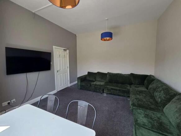 94_Harcourt_Road