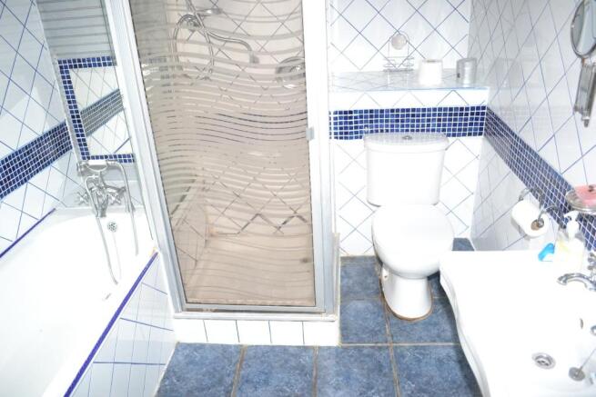 Photo 10