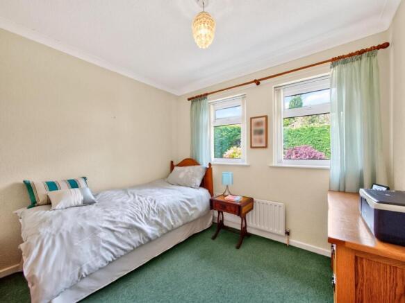 2 bed Semi-Detached Bungalow for sale Image 12
