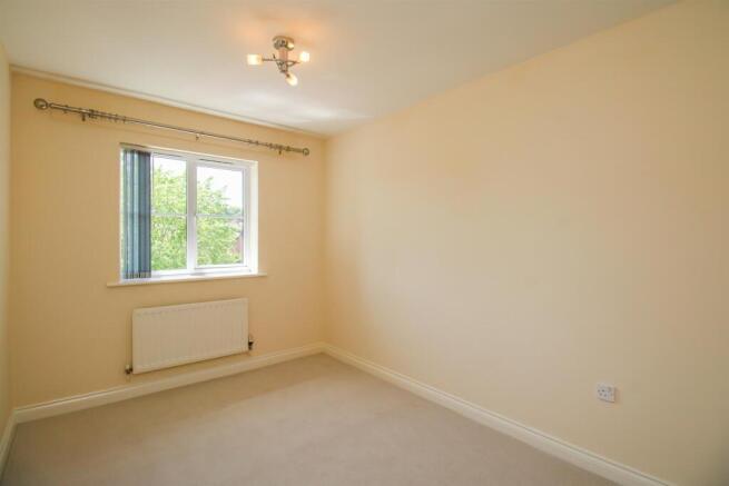 2 bed Apartment for sale Image 9