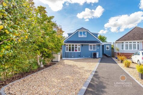 Marlott Road, Poole, BH15