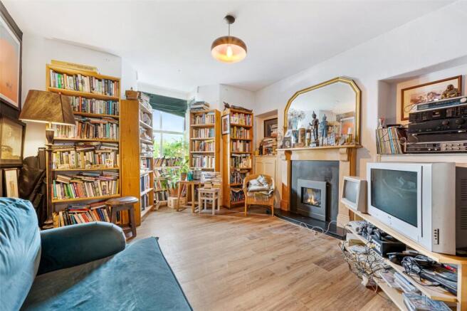 3 bed Terraced for sale Image 9