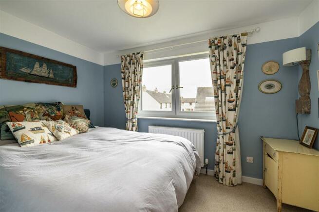 3 Douglas Court Denholm 34.JPG