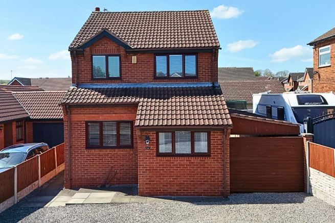 Radford Park Avenue, South Kirkby, Pontefract photo 3