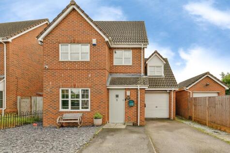 Station Close, Henlow