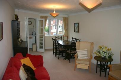 Photo 3