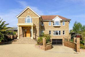 Flat 1, 98a Alderney Court, Sea Avenue, Littlehampton BN16 2DL