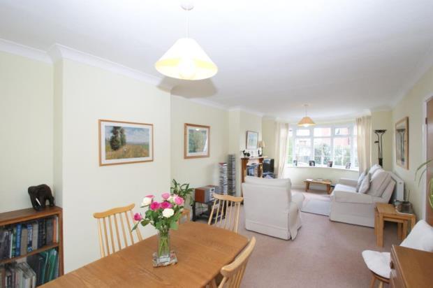 Lounge/Dining Room