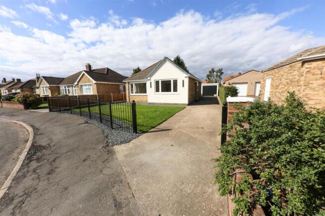 2 bed Detached Bungalow for sale Image 10