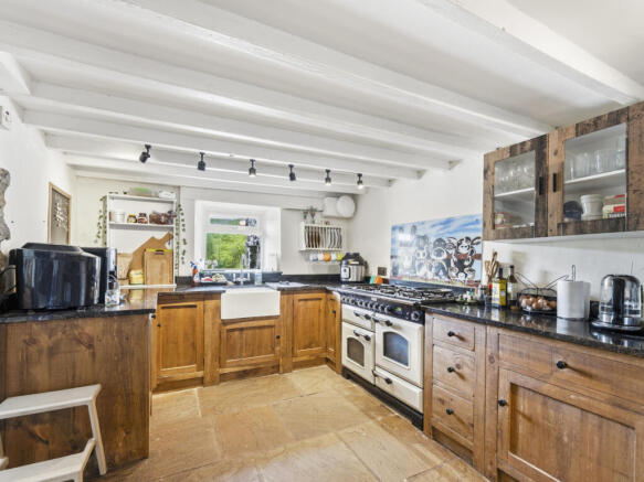 3 bed Character Property for sale Image 2