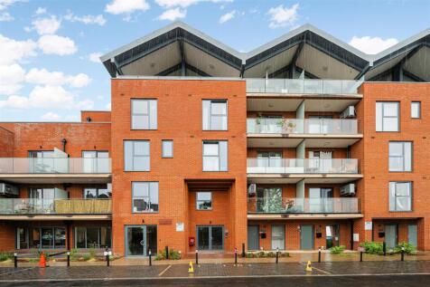 East Road, Wimbledon