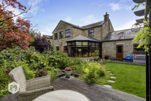 30, Bradshaw Hall Drive, Bolton BL2 4NY