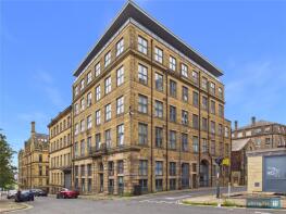 30, Acton House, Scoresby Street, Bradford BD1 5EN