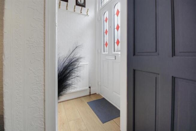 2 bed Semi-Detached for sale Image 10