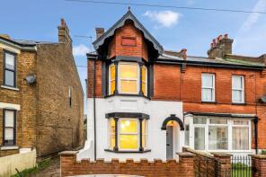 77, Downs Road, Walmer CT14 7TB