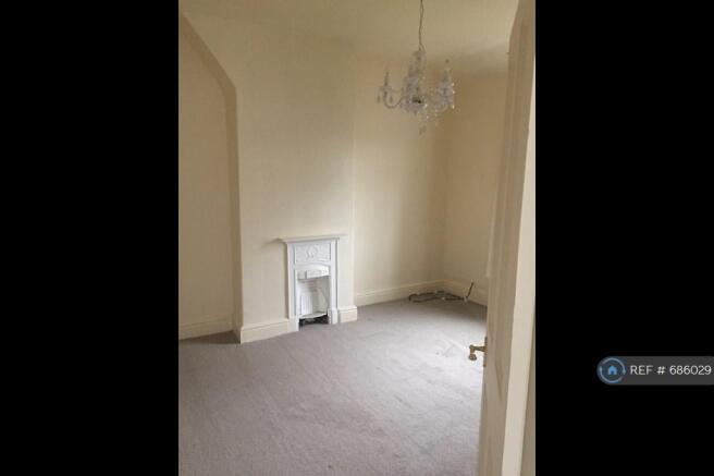 Back Bedroom 2 - Photo 1