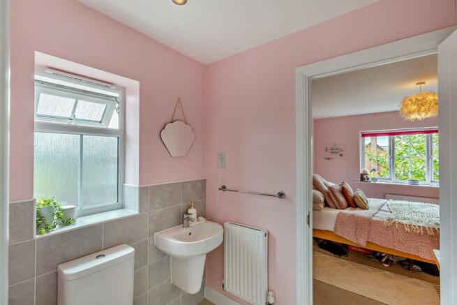 8602921-interior04-800.jpg