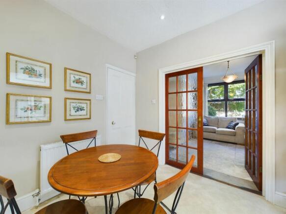KITCHEN / BREAKFAST ROOM