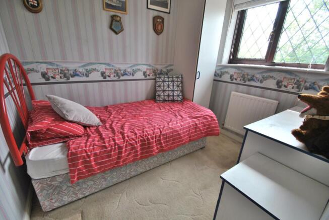 Photo 8