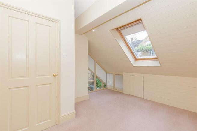 Bedroom 3.jpg