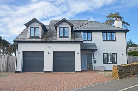Trevarthian Road, St. Austell, PL25