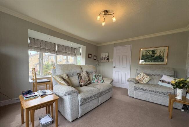 2 bed Apartment for sale Image 4