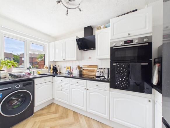 Ladysmith Close, Christchurch, Dorset, BH23 photo 4