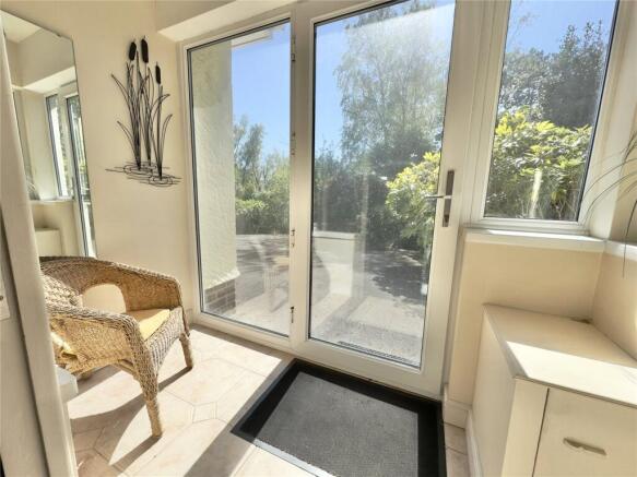 Oldfield Road, Heswall, Wirral, CH60 photo 4