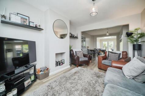 Cottimore Avenue, Walton-on-Thames, KT12