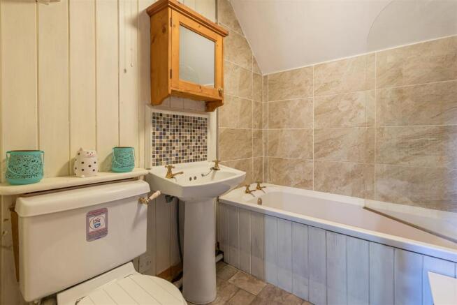 HOUSE BATHROOM