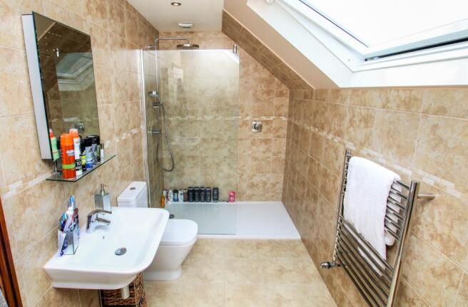 Ensuite