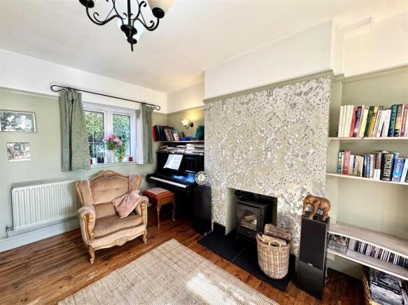 SITTING ROOM