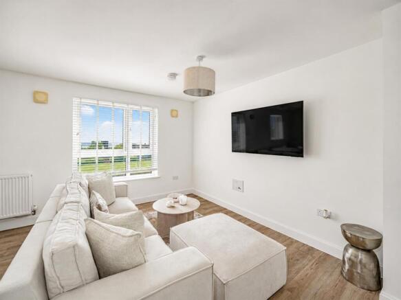 Flat 23 101 Clepington Road Dundee-4.jpg