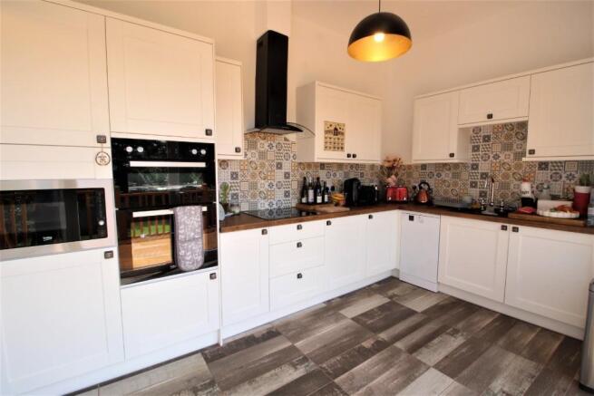 Kitchen 2