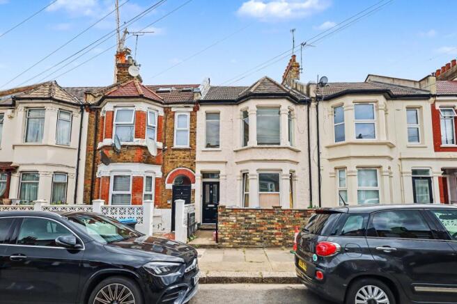 8b Beaconsfield Road, Willesden, London NW10 2JG