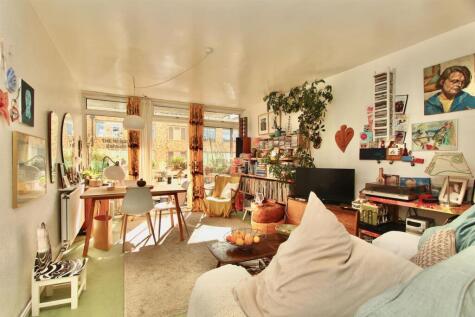 Arbor Court, N16