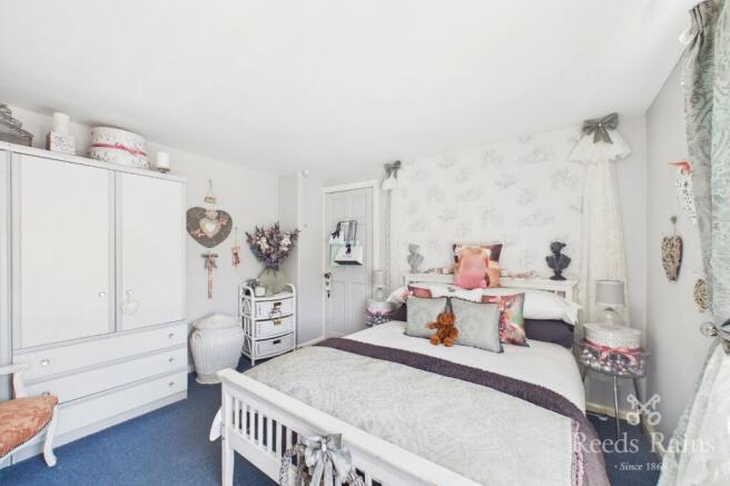 3 bed Semi-Detached for sale Image 12