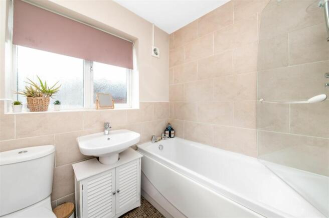 HOUSE BATHROOM