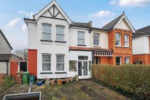 81, Onslow Gardens, Wallington SM6 9PX